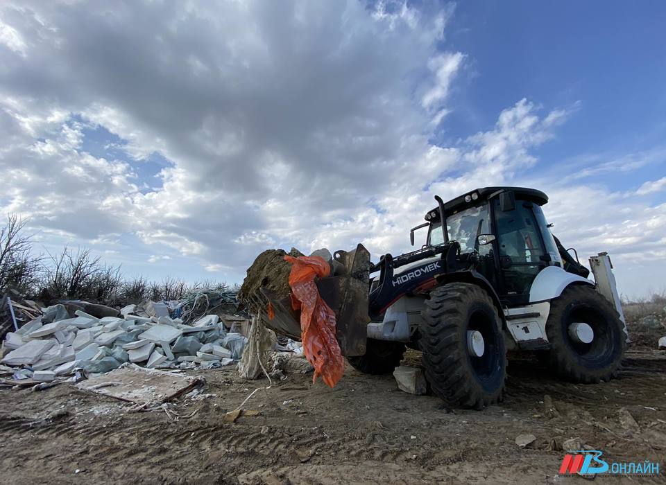Более 4100 кубометров мусора в Волгограде вывезут со свалки в Советском районе